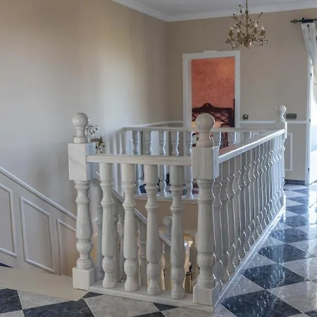 Soraida Villa